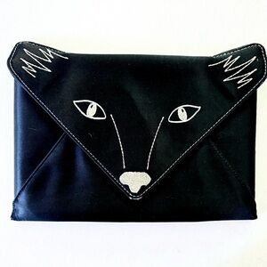 BCBMAXAZRIA Black Fox Design Clutch with gold stitching